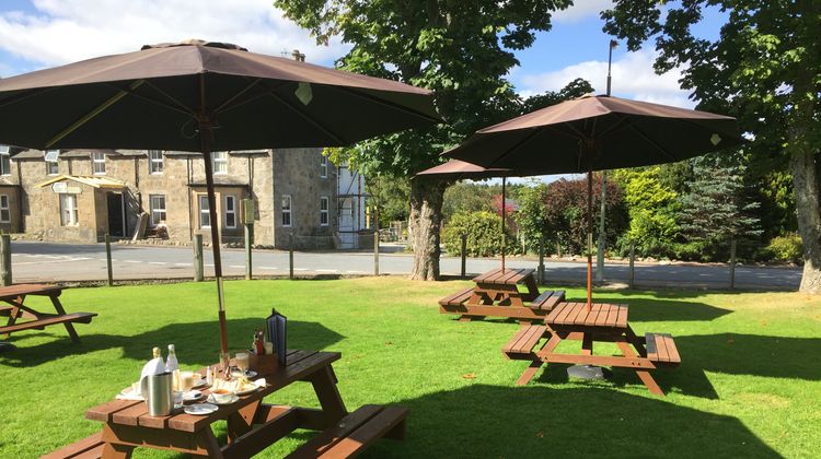 Nethybridge Hotel Exterior
