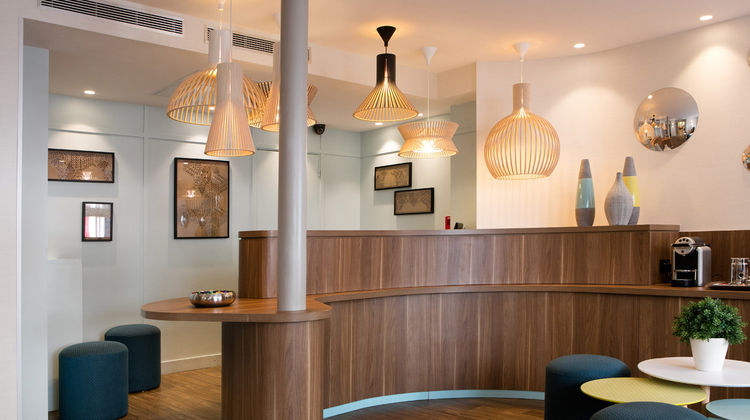 Hotel des Nations Saint Germain Lobby