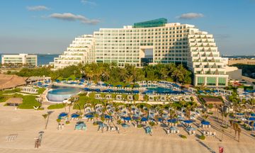 Live Aqua Beach Resort Cancun