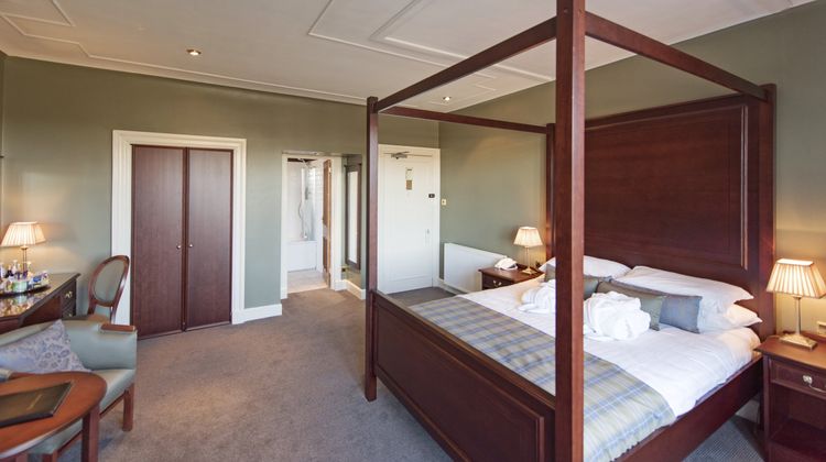 Nethybridge Hotel Room