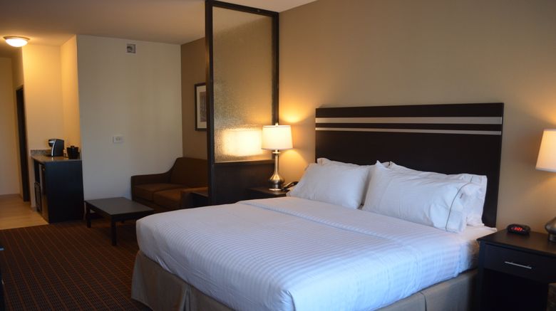 <b>Holiday Inn Express & Suites Suite</b>. Images powered by <a href="https://www.leonardoworldwide.com/" title="Leonardo Worldwide" target="_blank">Leonardo</a>.