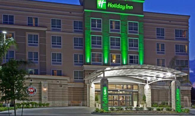 Holiday Inn West Energy Corridor Exterior