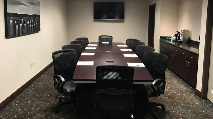 Holiday Inn Express & Suites Morton Meeting
