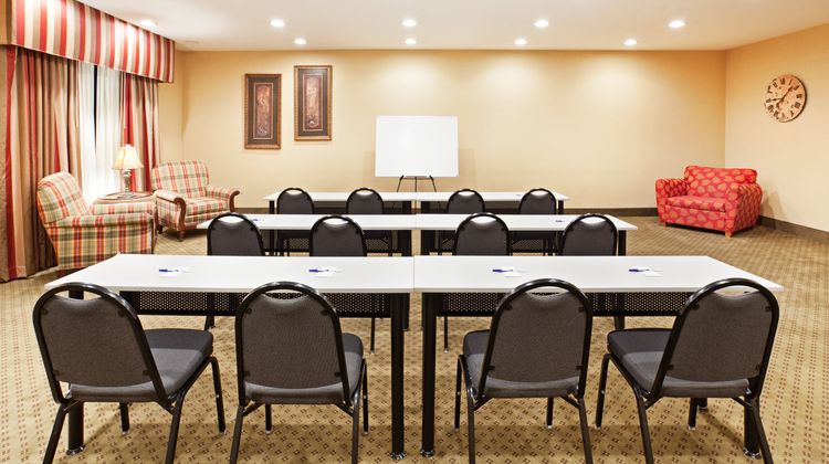 Holiday Inn Express & Suites Pikeville Meeting