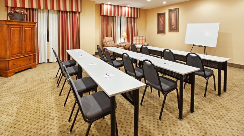 <b>Holiday Inn Express & Suites Pikeville Meeting</b>. Images powered by <a href="https://www.leonardoworldwide.com/" title="Leonardo Worldwide" target="_blank">Leonardo</a>.
