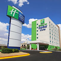 Holiday Inn Express & Suites Juarez