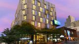 Holiday Inn Express Bangkok Sukhumvit 11 Exterior