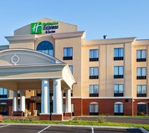 Holiday Inn Express Hotel & Suites Exterior