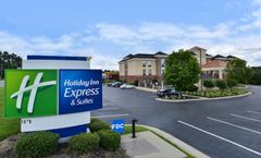 Holiday Inn Express Hotel & Suites
