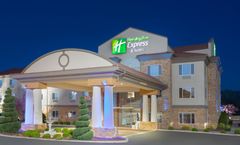 Holiday Inn Express Hotel & Suites