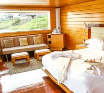 Delfin Amazon Cruises Suite