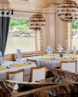 Delfin Amazon Cruises