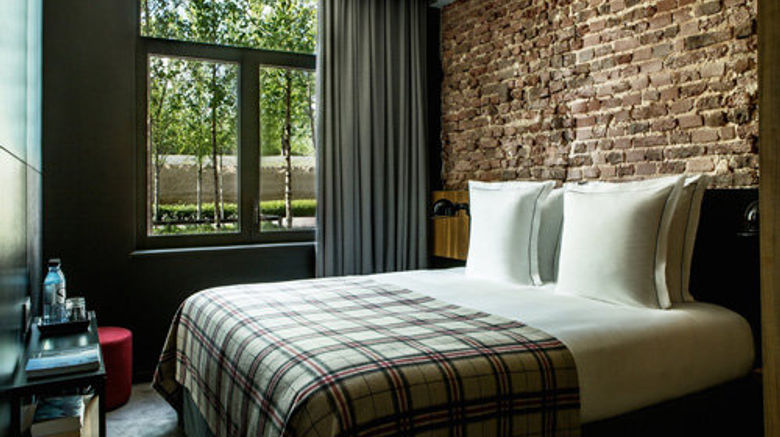 <b>Hotel Louvre Lens Room</b>. Images powered by <a href="https://www.leonardoworldwide.com/" title="Leonardo Worldwide" target="_blank">Leonardo</a>.