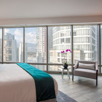 Paradox Hotel Vancouver