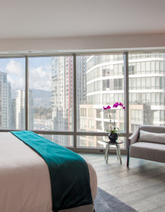 Paradox Hotel Vancouver