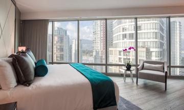 Paradox Hotel Vancouver