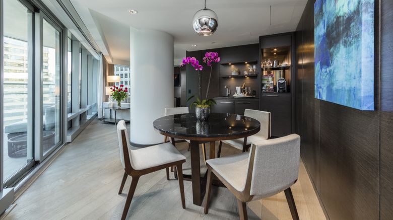 <b>Paradox Hotel Vancouver Suite</b>. Images powered by <a href="https://www.leonardoworldwide.com/" title="Leonardo Worldwide" target="_blank">Leonardo</a>.