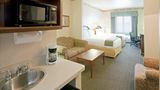 Holiday Inn Express & Suites Eagle Pass Suite