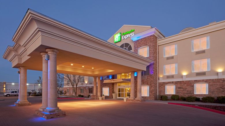 <b>Holiday Inn Express & Suites Eagle Pass Exterior</b>. Images powered by <a href="https://www.leonardoworldwide.com/" title="Leonardo Worldwide" target="_blank">Leonardo</a>.