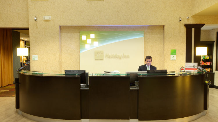 Holiday Inn Houston East-Channelview Lobby