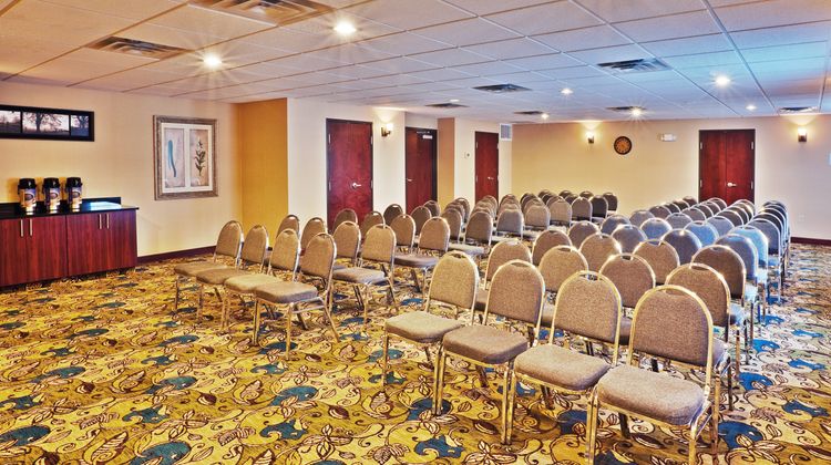 Holiday Inn Express Hotel & Suites Meeting