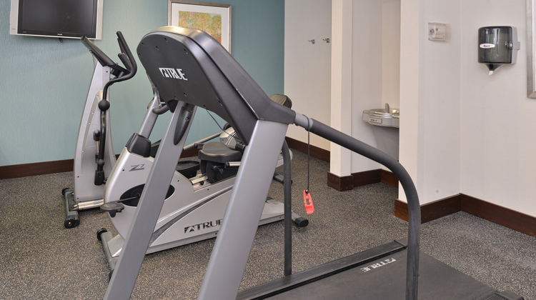 Holiday Inn Express Hotel & Suites Health Club