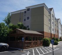 Candlewood Suites West Springfield Exterior