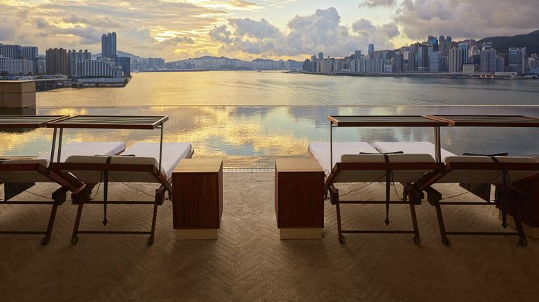 <b>Rosewood Hong Kong Pool</b>. Images powered by <a href="https://www.leonardoworldwide.com/" title="Leonardo Worldwide" target="_blank">Leonardo</a>.