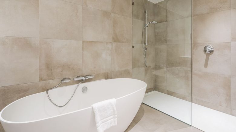 <b>Van der Valk Hotel Apeldoorn Room</b>. Images powered by <a href="https://www.leonardoworldwide.com/" title="Leonardo Worldwide" target="_blank">Leonardo</a>.