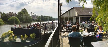 Boathouse and Riverside Rooms Exterior