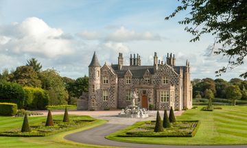 Trump MacLeod House & Lodge