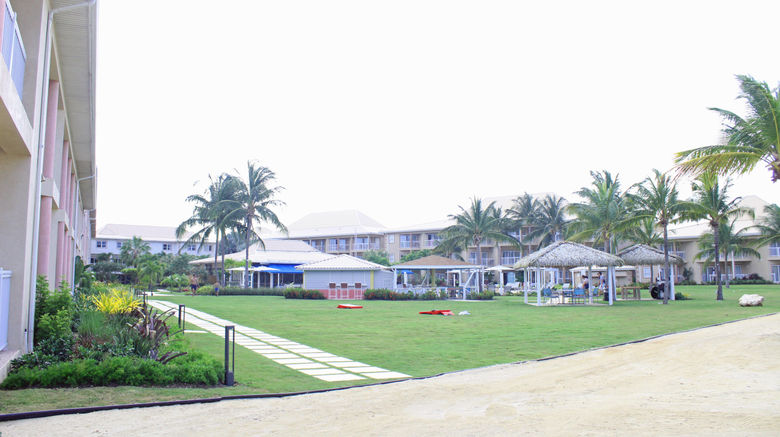 <b>Holiday Inn Resort Grand Cayman Beach</b>. Images powered by <a href="https://www.leonardoworldwide.com/" title="Leonardo Worldwide" target="_blank">Leonardo</a>.