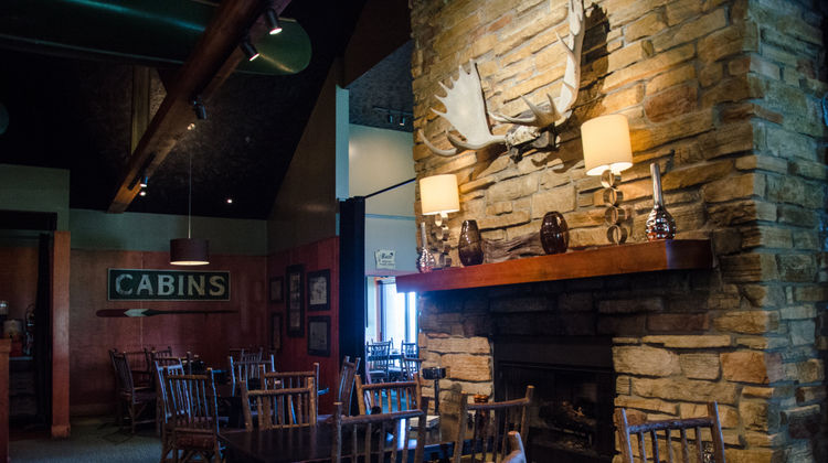 Holiday Inn Pewaukee Restaurant