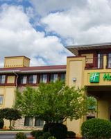 Holiday Inn Pewaukee