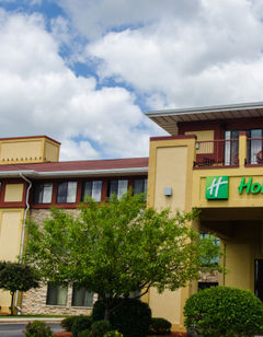 Holiday Inn Pewaukee