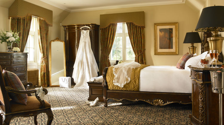 Trump MacLeod House & Lodge Room