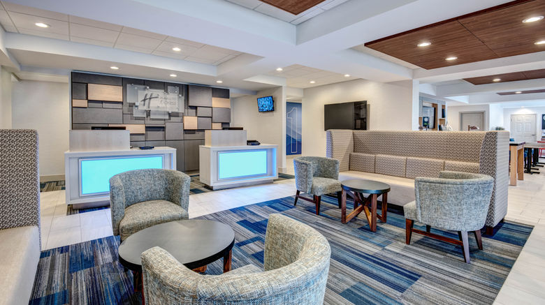 <b>Holiday Inn Express & Suites Woodbridge Lobby</b>. Images powered by <a href="https://www.leonardoworldwide.com/" title="Leonardo Worldwide" target="_blank">Leonardo</a>.