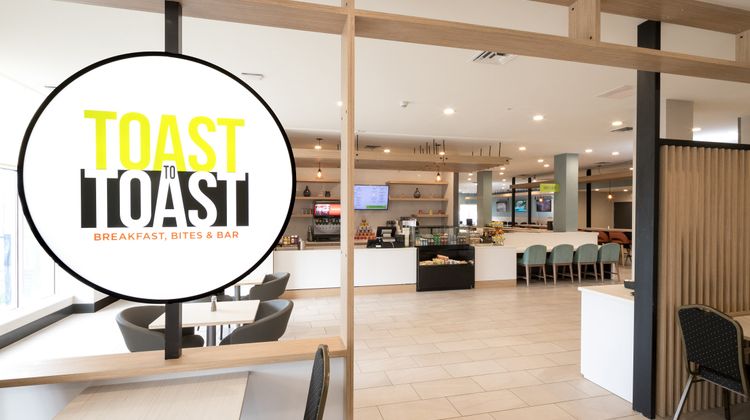 Holiday Inn & Suites Mount Pleasant Restaurant