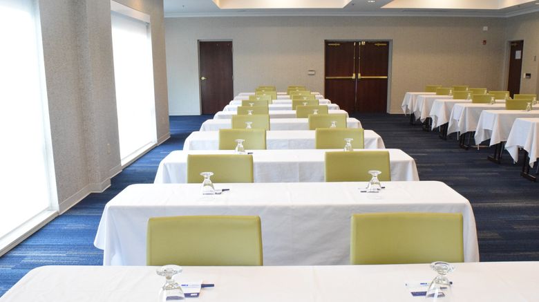 <b>Holiday Inn Express Hotel & Suites Ballroom</b>. Images powered by <a href="https://www.leonardoworldwide.com/" title="Leonardo Worldwide" target="_blank">Leonardo</a>.