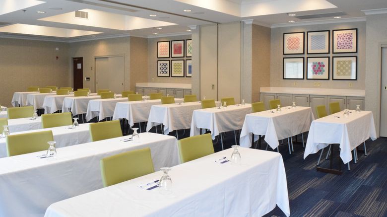 <b>Holiday Inn Express Hotel & Suites Meeting</b>. Images powered by <a href="https://www.leonardoworldwide.com/" title="Leonardo Worldwide" target="_blank">Leonardo</a>.