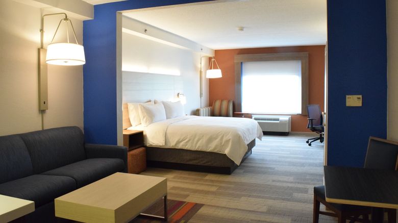 <b>Holiday Inn Express Hotel & Suites Suite</b>. Images powered by <a href="https://www.leonardoworldwide.com/" title="Leonardo Worldwide" target="_blank">Leonardo</a>.
