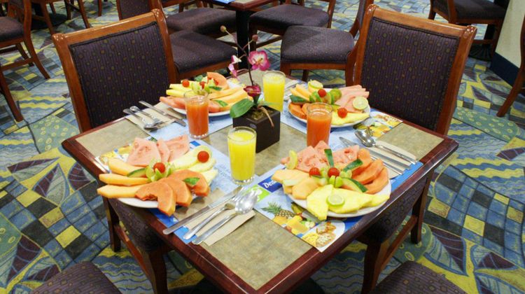 Holiday Inn Express Hotel & Suites Restaurant