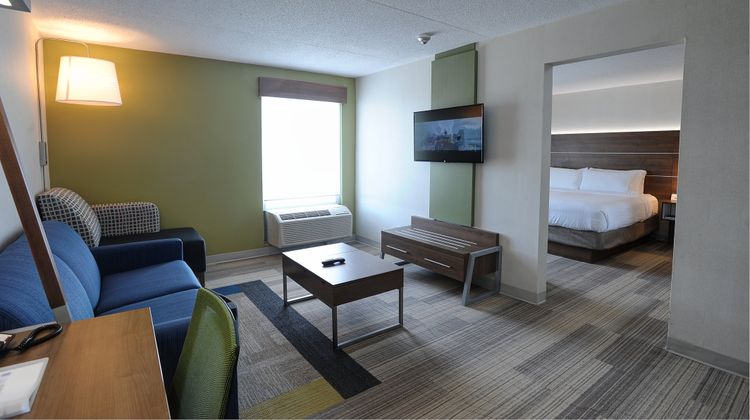 Holiday Inn Express/Stes Toronto Arpt W Room