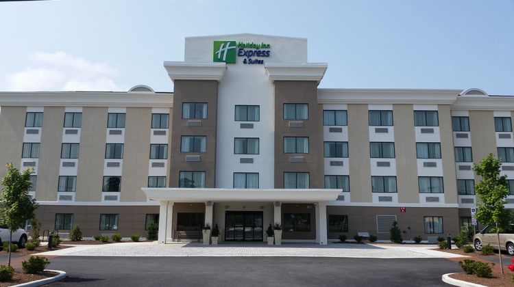 Holiday Inn Express West Ocean City Exterior