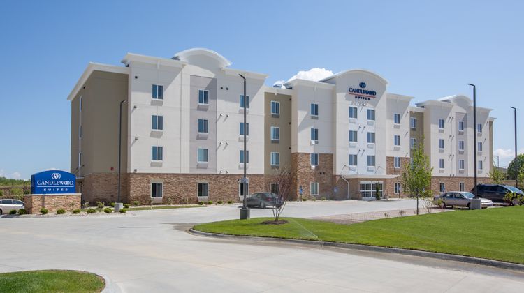 Candlewood Suites Omaha - Millard Area Exterior