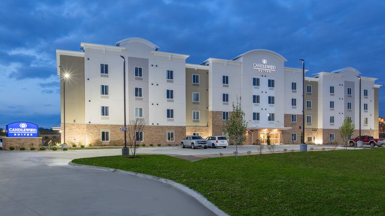 Candlewood Suites Omaha - Millard Area Exterior