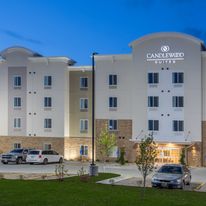 Candlewood Suites Omaha - Millard Area