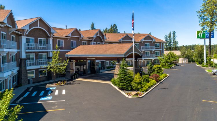 Holiday Inn Express Exterior