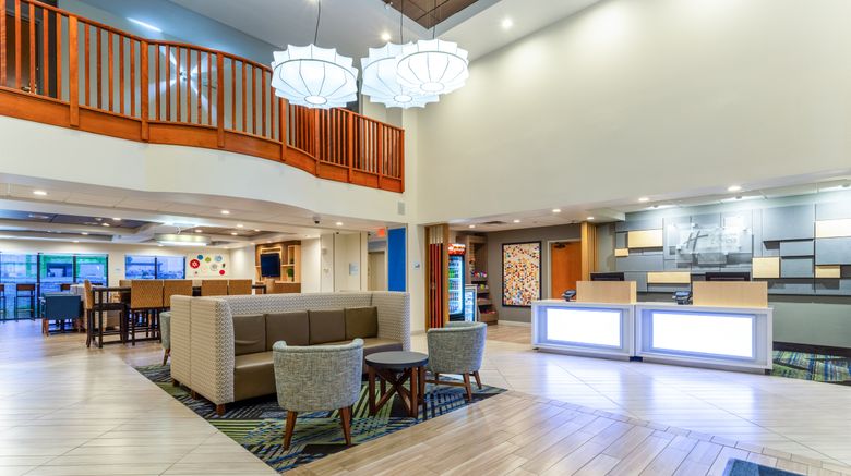 <b>Holiday Inn Express & Suites Cedar Falls Lobby</b>. Images powered by <a href="https://www.leonardoworldwide.com/" title="Leonardo Worldwide" target="_blank">Leonardo</a>.