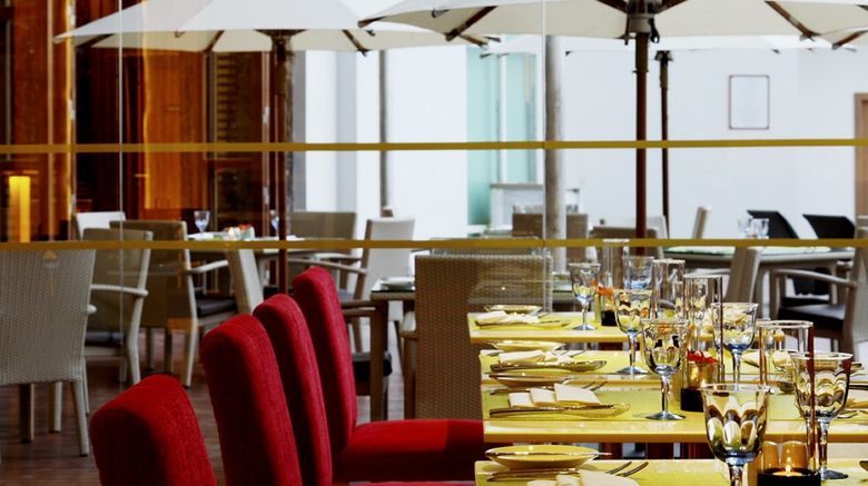 <b>Centara Nova Hotel & Spa Pattaya Restaurant</b>. Images powered by <a href="https://www.leonardoworldwide.com/" title="Leonardo Worldwide" target="_blank">Leonardo</a>.